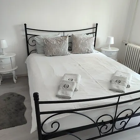 Apartment 51 - Bright, Spacious, Lux 1 Bedroom In The City Center - Stari Grad Belgrade Exterior photo