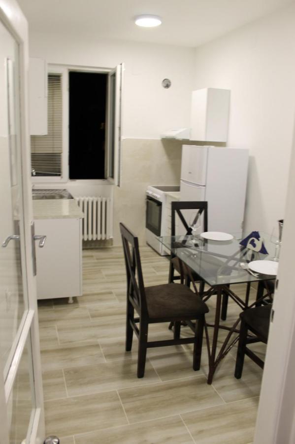 51 - Bright, Spacious, Lux 1 Bedroom In The Center - Stari Grad * Belgrade