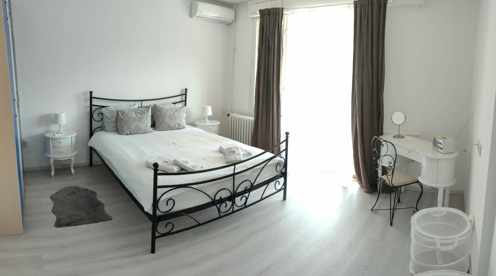 Apartment 51 - Bright, Spacious, Lux 1 Bedroom In The Center - Stari Grad *